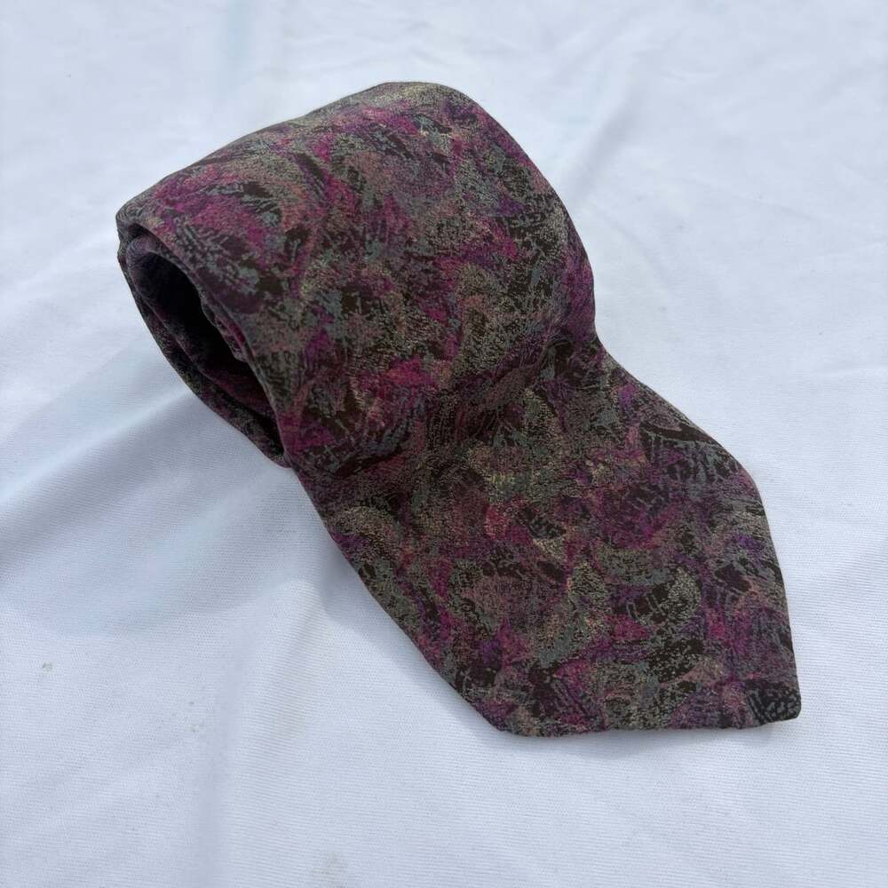 Zan Zara Vintage 100% Silk Abstract Patterned Necktie in Purple and Multi